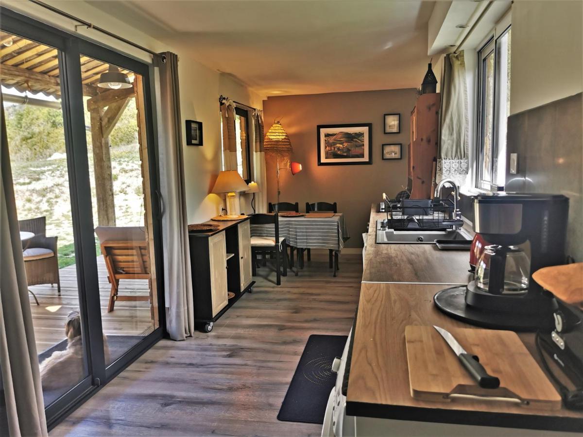 La Peyregoune, Logement En Pleine Nature Et Table D'Hotes Blieux Екстериор снимка